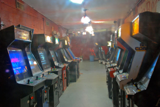 Illustration for article titled The Last Moments Of A Dying Arcade